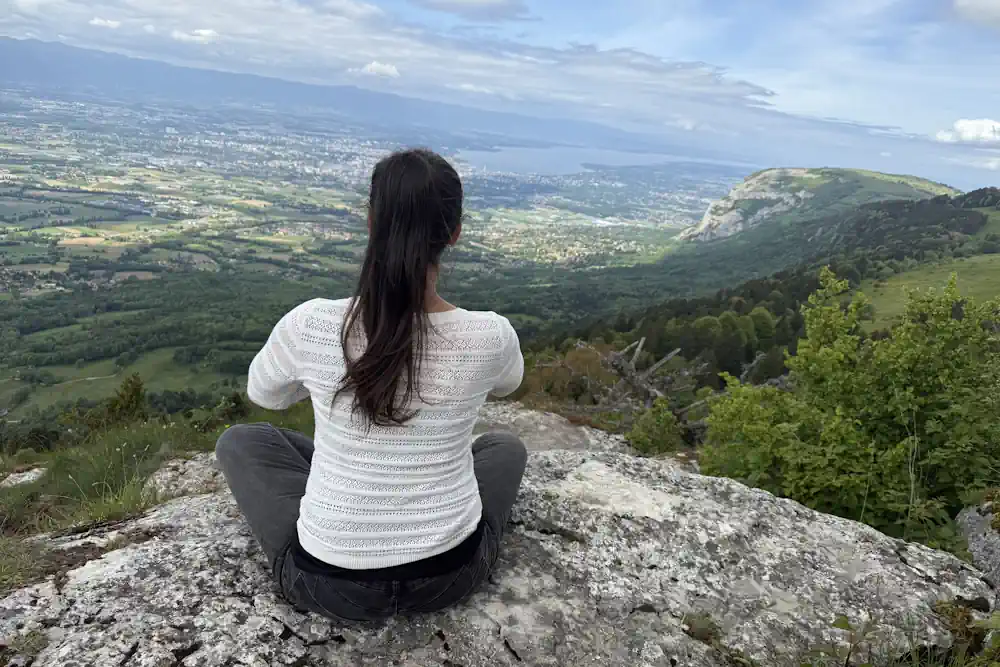 séance de méditation en montagne à genève